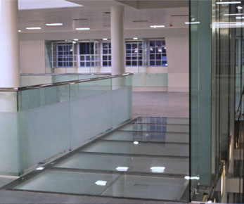 Picture showing 1 of 4 fire-rated glass floor bridges bakerstreet offices
